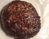Foto del paso 4 de la receta: Hamburguesa black angus a la brasa, con ensalada