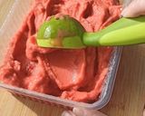 Une image de l'étape 1 de Yaourt glacé à la fraise 🍓.