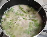 A picture of step 4 of Simple Peas Rice.