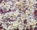 Foto del paso 5 de la receta: Crumble de manzana con frambuesa