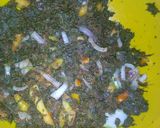 A picture of step 2 of Moringa salad.