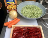 Foto del paso 1 de la receta: Verdinas con carabineros, almeja salvaje y salsa de marisco 🦐🦞
