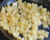 A picture of step 2 of Prawn Potato chilli fry.