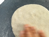 જુવાર બાજરી  ની રોટલી