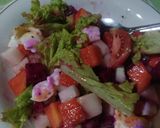 Foto langkah ke 4 dari resep Salad Buah dan Sayur.