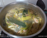 Foto del paso 1 de la receta: Lomo de merluza en salsa verde