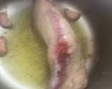 Foto del paso 2 de la receta: Solomillo al licor de hierbas