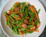Foto langkah ke 3 dari resep Tumis buncis Sosis Dan crab stick.