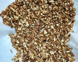 Foto del paso 3 de la receta: Granola de frutos secos y coco con dátiles, hecha en sartén