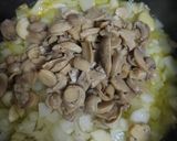 Foto del paso 3 de la receta: Carne de cerdo en salsa de champiñones 🍄🐷🍄