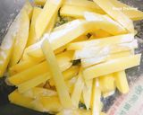Hình bước làm 2 của món Khoai Tây Chiên
