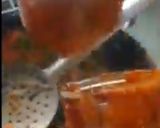 A picture of step 7 of Chinese macaroni.