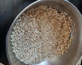 A picture of step 1 of Quinoa pulao.