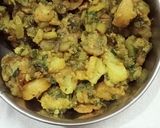 A picture of step 3 of Radish leaves sabji.