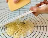 好料日記-  捲捲豬尾巴/千層起司培根捲捲棒的食譜步驟1照片