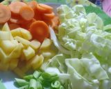 Foto langkah ke 2 dari resep Sop ayam simple.