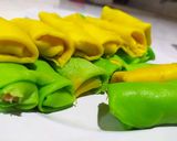 Foto langkah ke 8 dari resep Dadar Gulung Isi Kelapa.