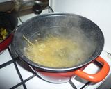 Cukkinis citromos kapribogyós spagetti recept fázis 1 fotója