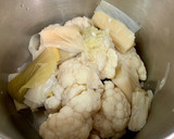 Foto del paso 3 de la receta: Puré de coliflor muy light