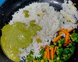 A picture of step 2 of Basil pesto pulao.