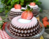 Foto langkah ke 4 dari resep Choco Strawberry Puding (1259).