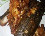 Foto langkah ke 3 dari resep 28. Ikan goreng bergizi dan renyah.