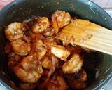 A picture of step 4 of Stir Fry Prawns.