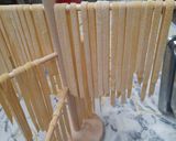 Foto del paso 6 de la receta: Fideos caseros al huevo (cintas)