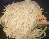 Linguine with prawns, courgette & pumpkin flowers recipe step 4 photo