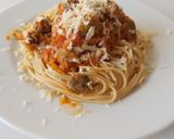 A picture of step 1 of Minced Meat and Cheese spaghetti.