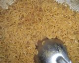 चीजी मैगी ऑमलेट (cheesy maggi omellete recepie in hindi) रेसिपी चरण 1 फोटो