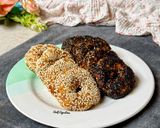 Foto langkah ke 6 dari resep Donat Pisang Wijen.