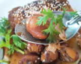 รูปขั้นตอนการทำที่ 5 ของ ไก่ตุ๋น มิโซะเม็ดขนุน Miso Chicken Stew Jackfruit Seeds