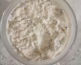 A picture of step 5 of Overnight oats with mix berries.