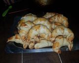 Foto del paso 4 de la receta: Medialunas con crema pastelera🤤