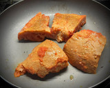 Foto del paso 3 de la receta: Torrijas saladas de tomate y jamón ibérico