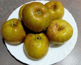 Foto del paso 1 de la receta: Manzanas asadas a la miel de romero y limón