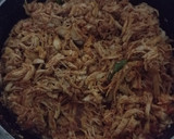 Foto langkah ke 3 dari resep Ayam Suwir Pedas Manis.