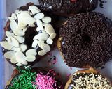 Foto langkah ke 4 dari resep Donat maizena mantul tanpa telur dan susu.