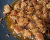 Gambar langkah 2 resipi Buttermilk Chicken Curry.
