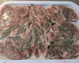 Foto del paso 3 de la receta Chuletas de cabezada de cerdo a la plancha con vinagreta