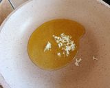 Foto del passaggio 1 della ricetta Pasta col tonno