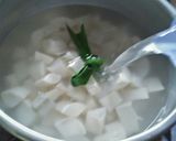Foto langkah ke 1 dari resep *bubur singkong thailand*.