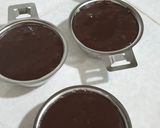 Foto langkah ke 6 dari resep Molten Chocolate Lava.