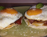 Foto del paso 4 de la receta: Tortillas De Huevo y jamón con queso