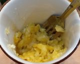 Foto langkah ke 1 dari resep Banana Cake by Microwave.