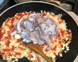 Foto del paso 2 de la receta: Calamares en tuco con fideos Calamares!