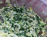 Foto del paso 2 de la receta: Quiche de espinacas pasas y piñones