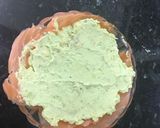 Foto del paso 4 de la receta Bombita de salmón, huevo y aguacate
