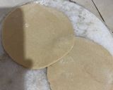A picture of step 2 of Stuffed Aloo Paratha.